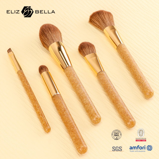 Pro-Grade Synthetic Makeup Brush Kit,Sustainable Makeup Brush Set – Made from Recycled Materials & Biodegradable Handle