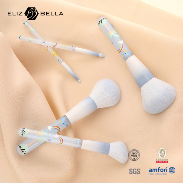 Premium Taklon Fiber Makeup Brush Kit – Handcrafted for Professional Results