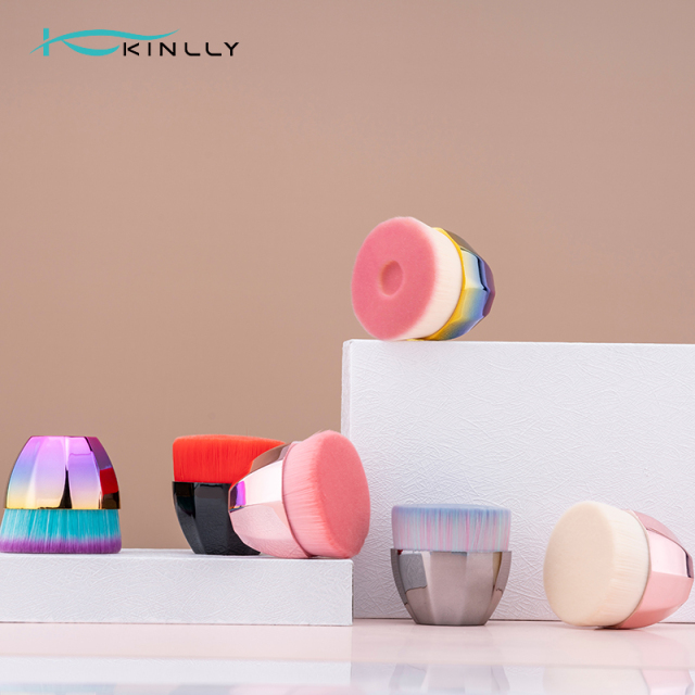 Custom KINLLY Petal Brush – Premium Synthetic Fiber, Rose Gold Metal Base | OEM/ODM Private Label Available for Beauty Brands