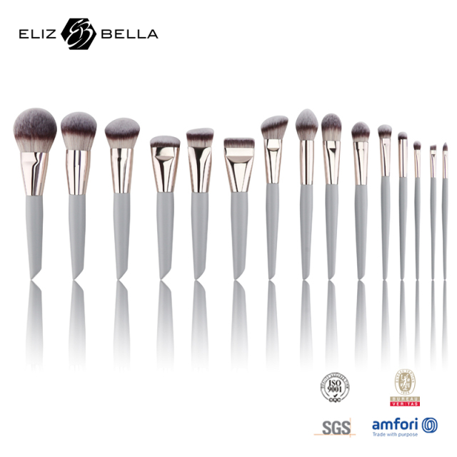 15pcs High-End Synthetic Cosmetic Brush Set – Delicate Fibers, Slim Aluminum Ferrule, Natural Wood Handle – ODM Design