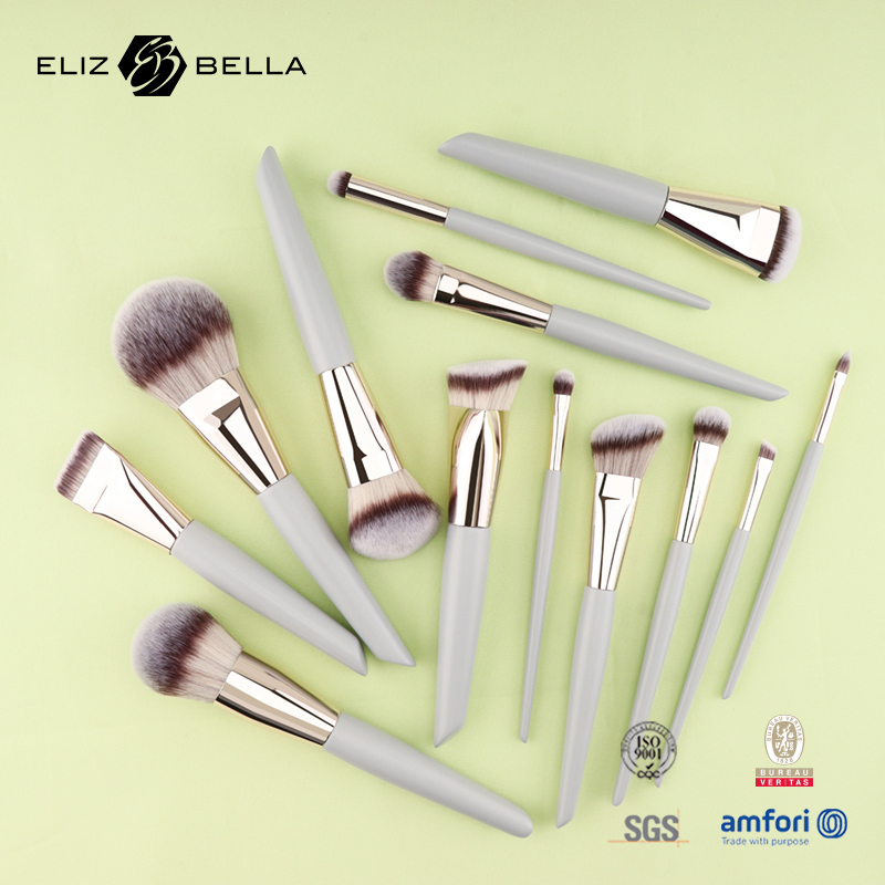 15pcs High-End Synthetic Cosmetic Brush Set – Delicate Fibers, Slim Aluminum Ferrule, Natural Wood Handle – ODM Design