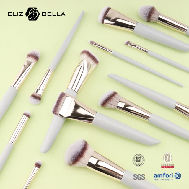 15pcs High-End Synthetic Cosmetic Brush Set – Delicate Fibers, Slim Aluminum Ferrule, Natural Wood Handle – ODM Design