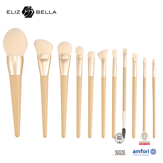 Vegan Makeup Brush Set – Fluffy Synthetic Fibers, Aluminum Ferrule, Light Wood Handle – Full Brand Customization