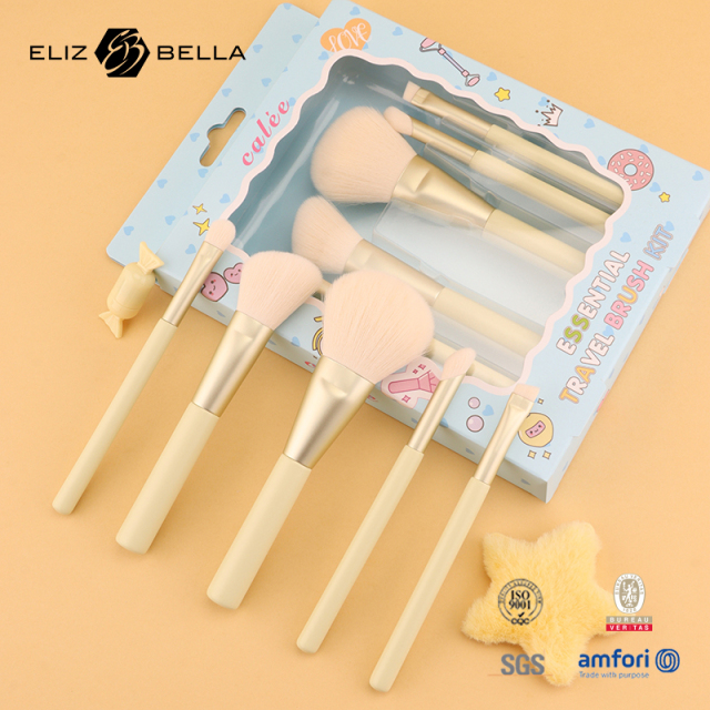 Luxury Cosmetic Brush – Fine Synthetic Hairs, Aluminum Ferrule,Plastic Handle With Paper Packaging Box Deign  – ODM /OEM Service