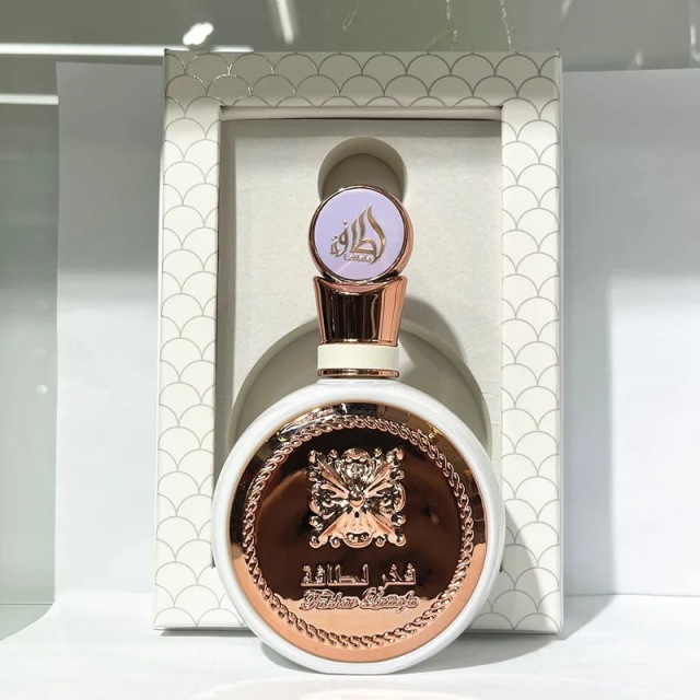 Arabian foreign trade wholesale bags for women, cross-border e-commerce hot-selling items, Southeast Asia, Europe, America, Vietnam perfume exports