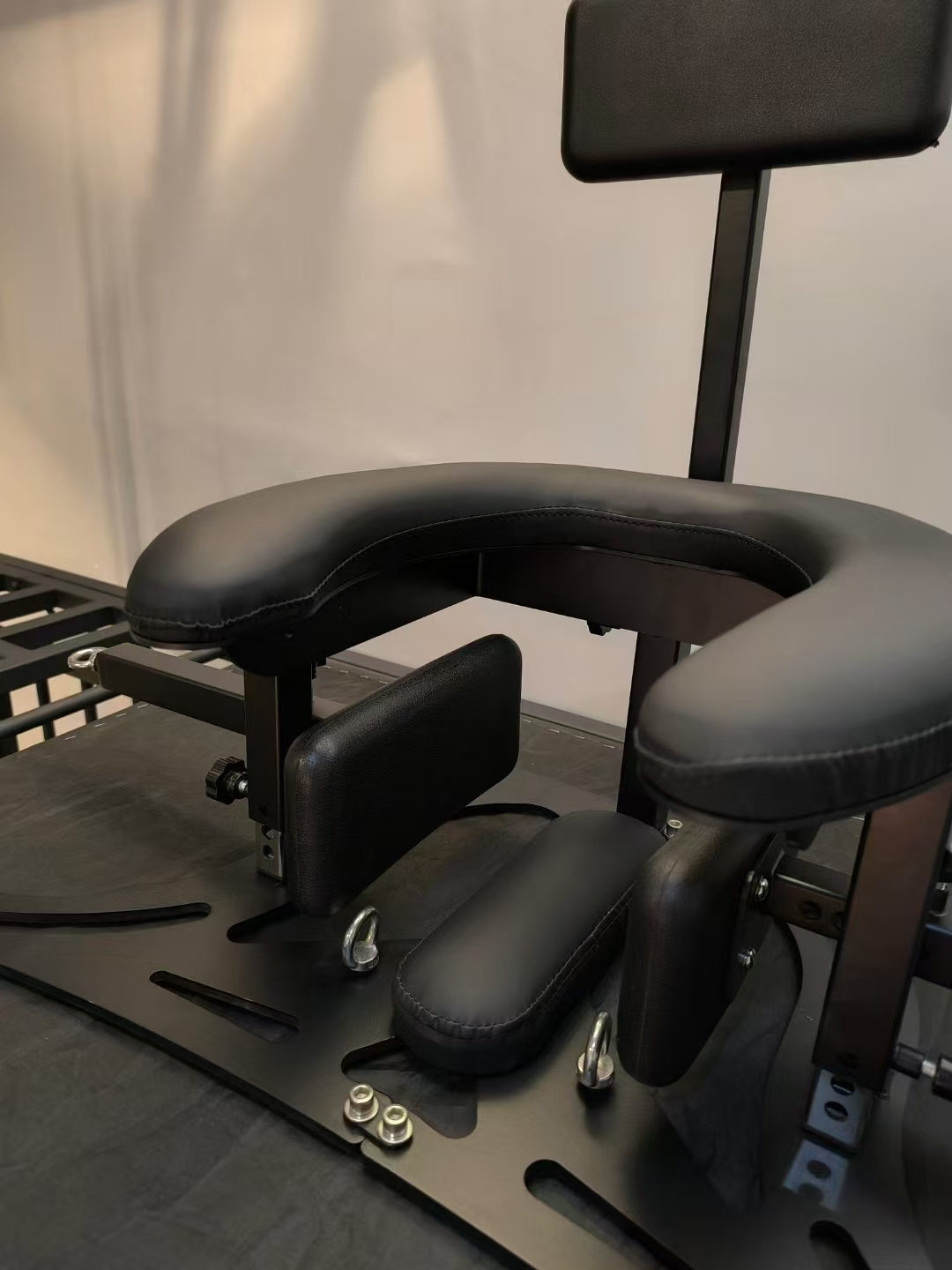 Toilet chair