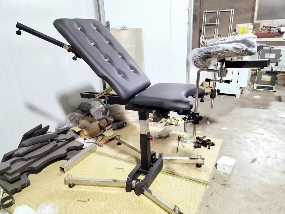 Basic style chair