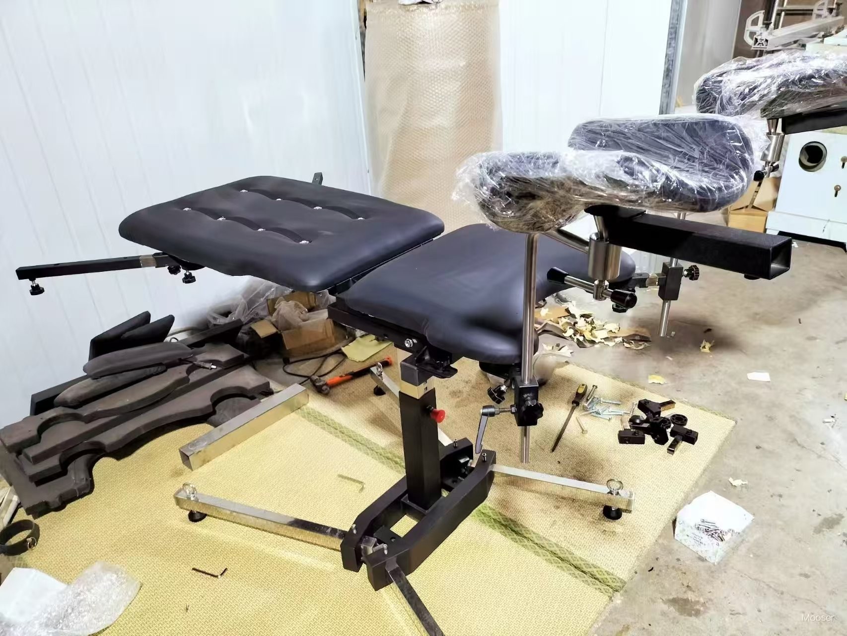 Basic style chair