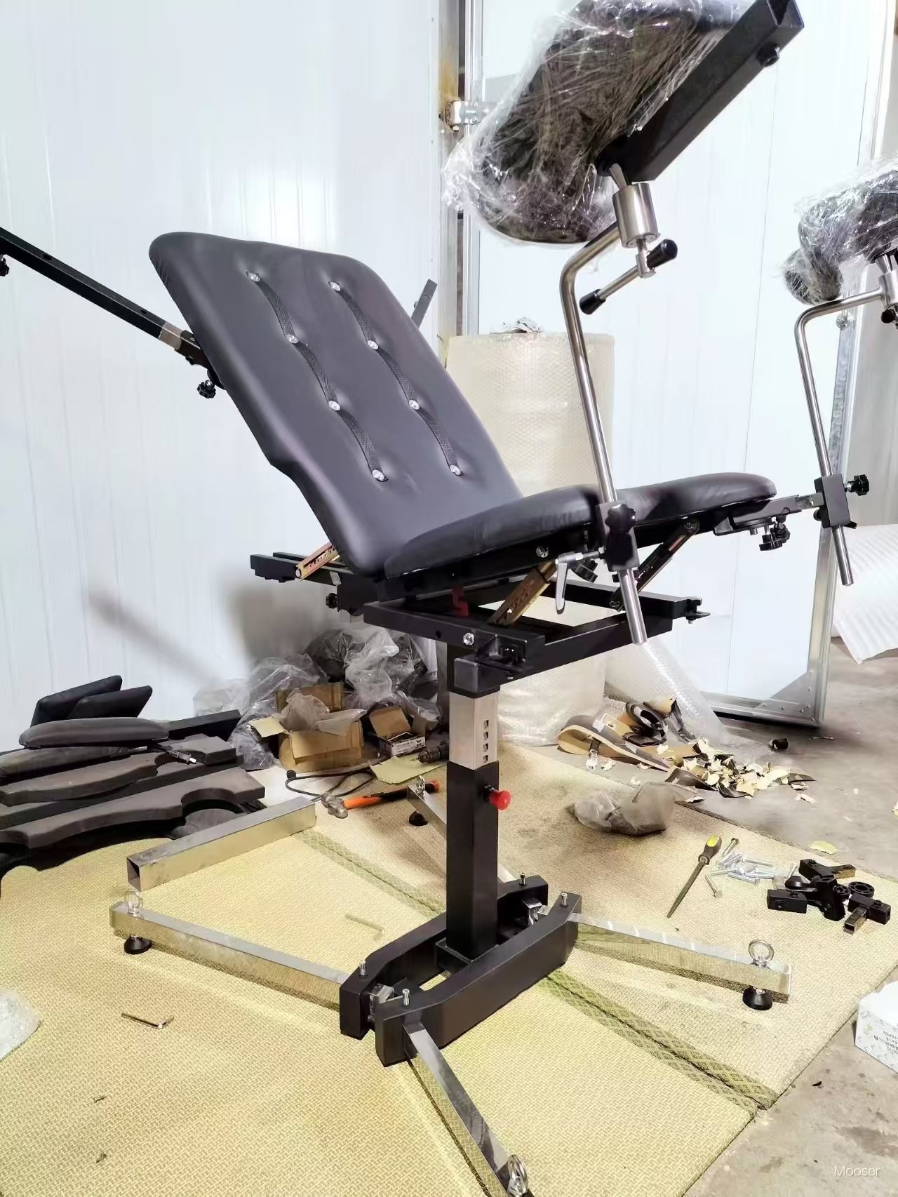 Basic style chair