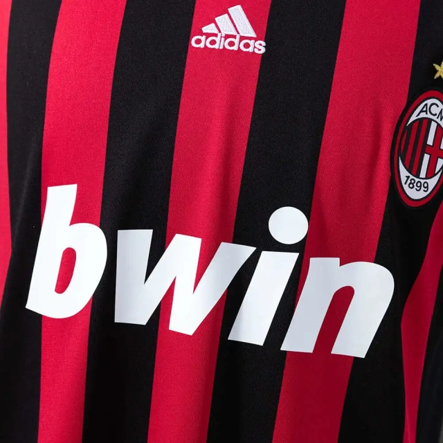 Retro AC Milan 09/10 Home Jersey