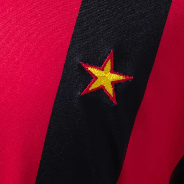 Retro AC Milan 16/17 Home Jersey