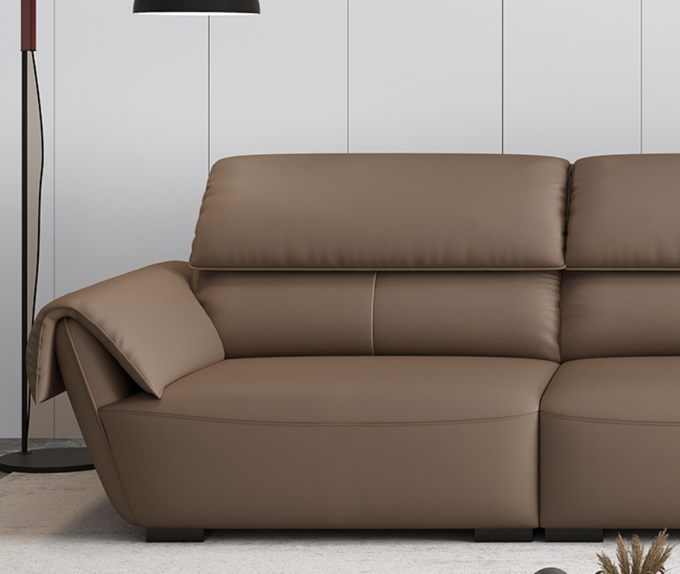 Italian minimalist leather sofa: minimalist texture, creating a comfortable living room area