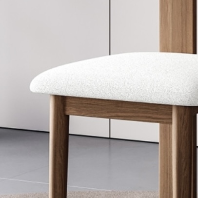 Natural texture and soft wrapping: solid wood frame+cloud texture dining chair
