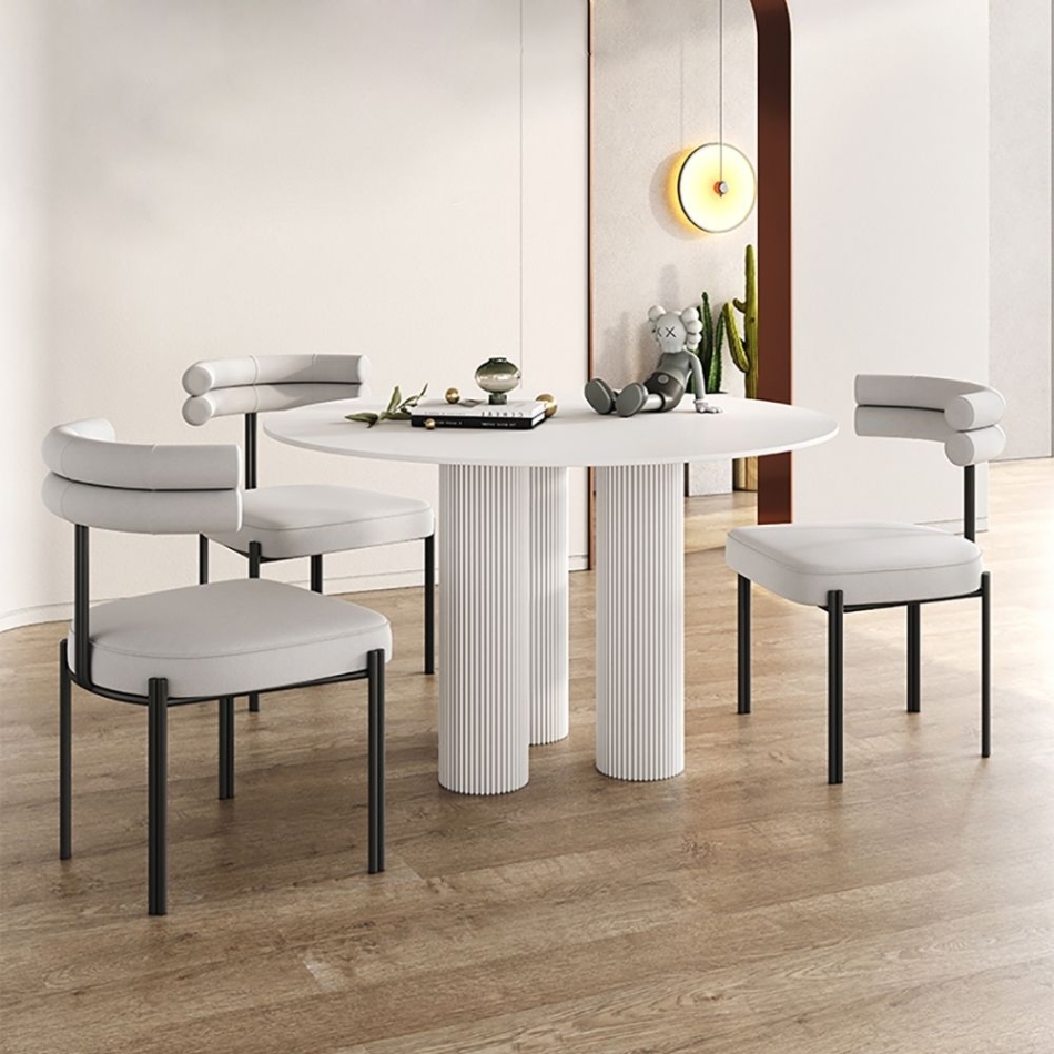 Modern minimalist backrest chair: an elegant seating arrangement for home restaurants