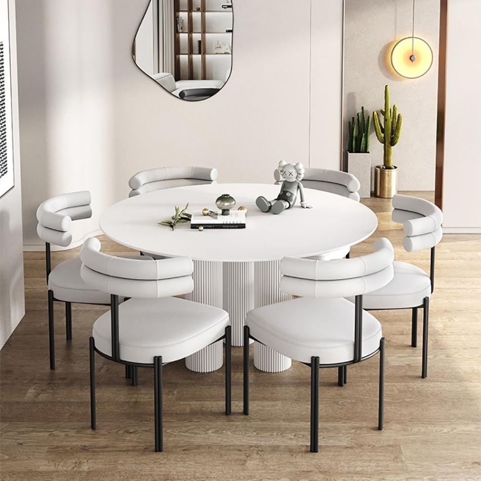 Modern minimalist backrest chair: an elegant seating arrangement for home restaurants