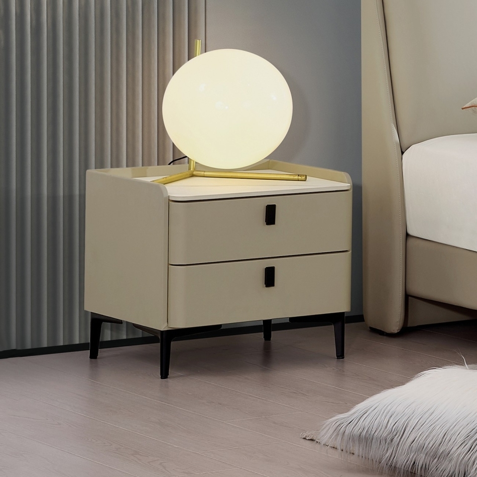 Soft leather bedside table: a bedroom accessory that combines touch and aesthetics