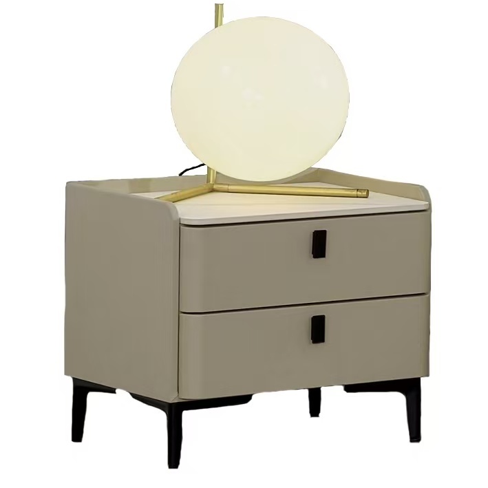 Soft leather bedside table: a bedroom accessory that combines touch and aesthetics