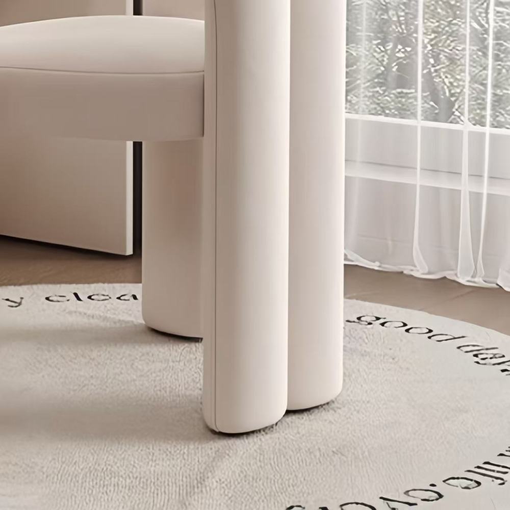 Embracing the beige velvet: a sense of luxury within the lines