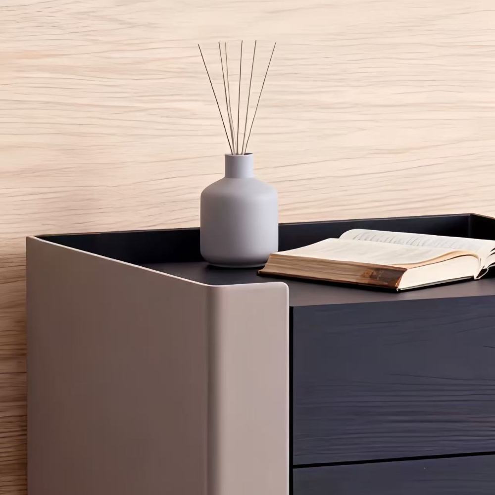 Grey black contrasting double drawers: the storage aesthetic of modern bedrooms