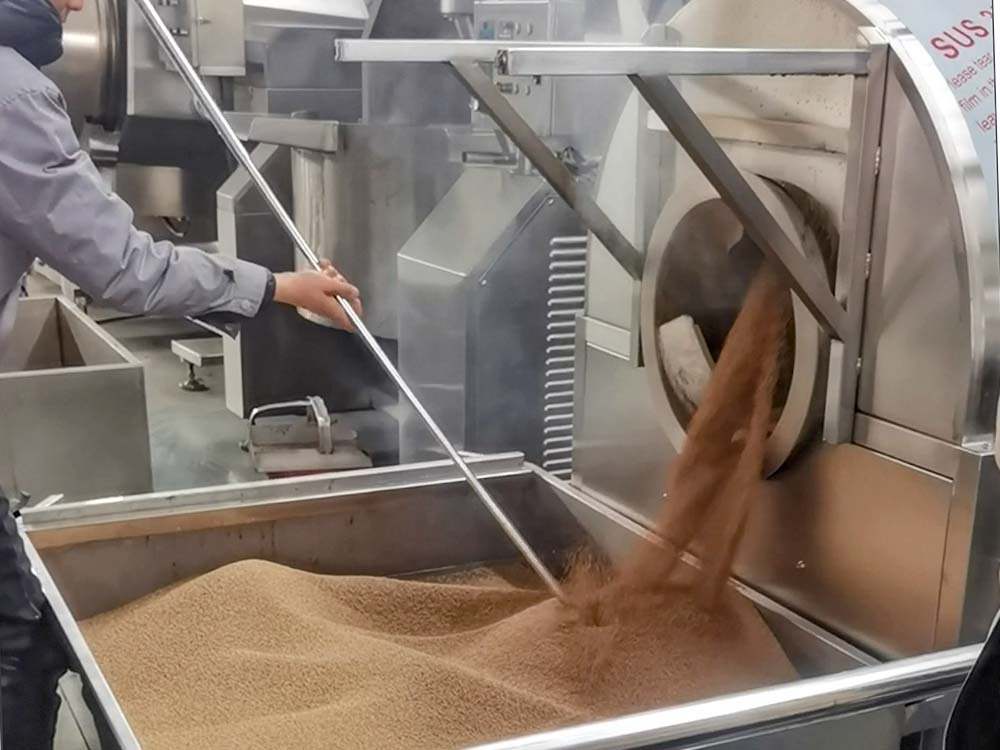 Prueba de la máquina tostadora de especias
