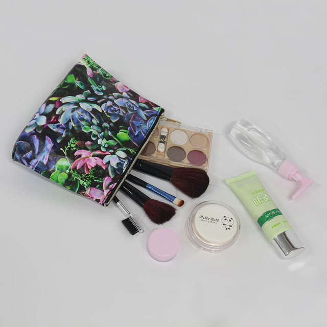 TYP042 Floral Print Tyvek Bag