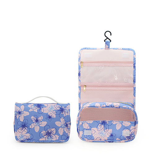 TRA034 fold-out hanging wash bag