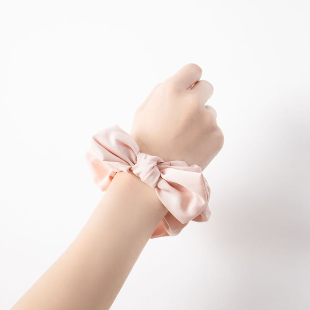 Daily Essential Beauty Scrunchies - BEA002