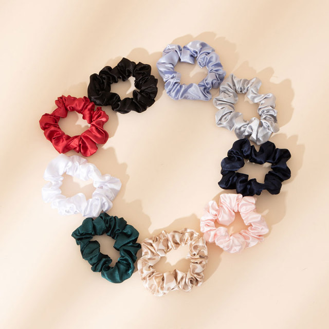 Daily Essential Beauty Scrunchie - BEA015