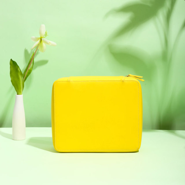Travel Beauty Makeup Case Recycled PVB - CBV013