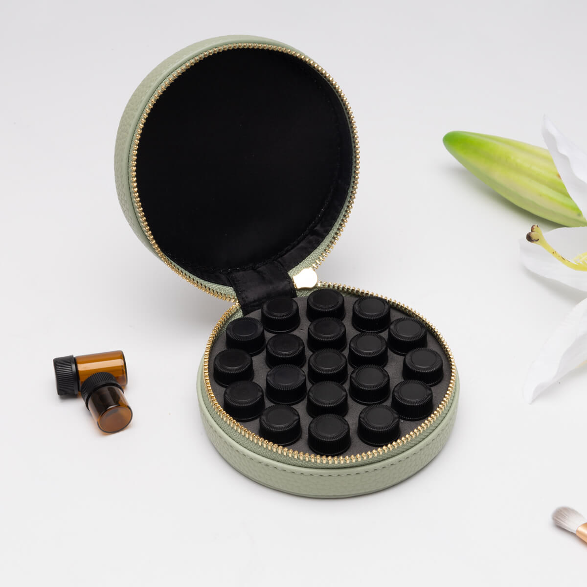 Wholesale essential oil storage box made from recycled leather