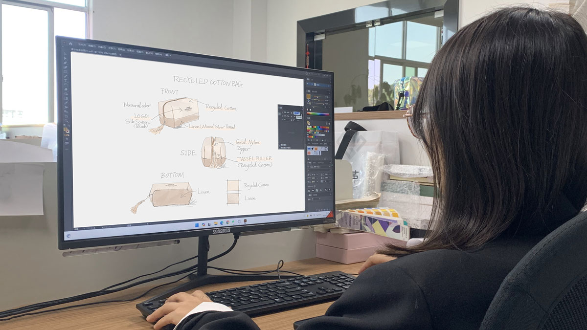 Custom Cosmetic Bag Manufacturer