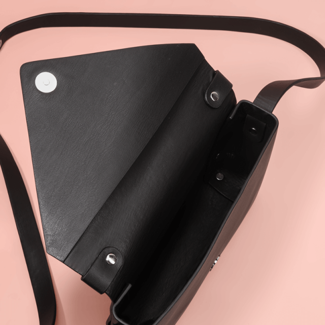SCB001 - Apple Leather - Satchel
