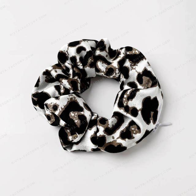 rPET Satin Scrunchie |  Leopard Print Sustainable | Hair Tie  Wholesale - BEA197