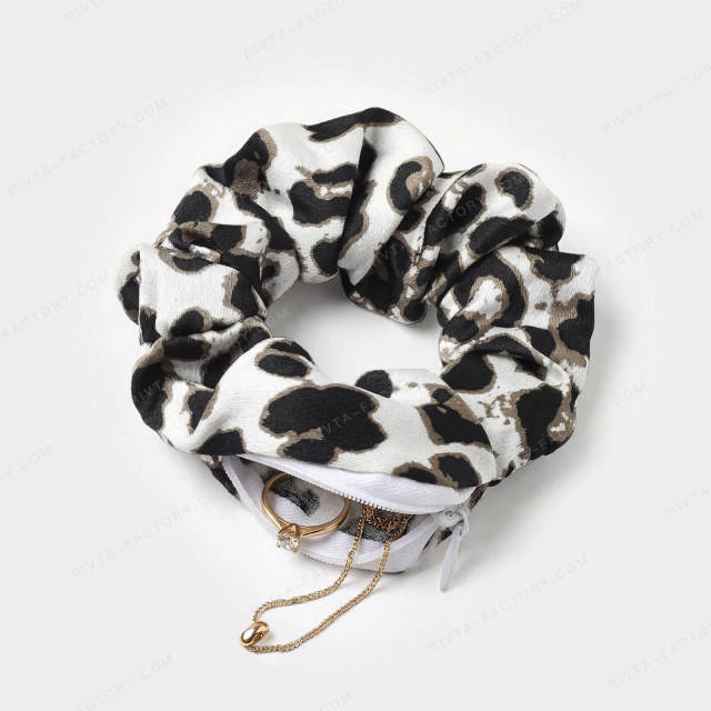 rPET Satin Scrunchie |  Leopard Print Sustainable | Hair Tie  Wholesale - BEA197