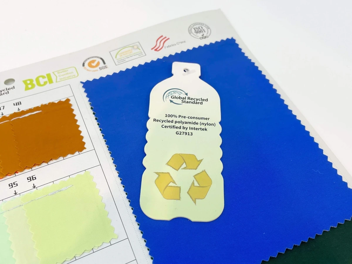GRS and BSCI material certification evidence for cosmetic bag buyers