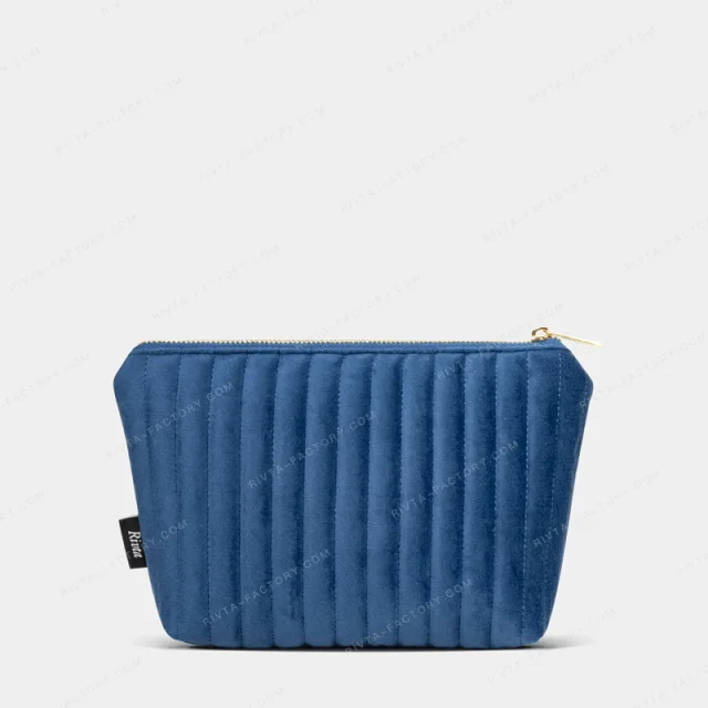 VIP lounge member gift pouch for airline premium travelers
