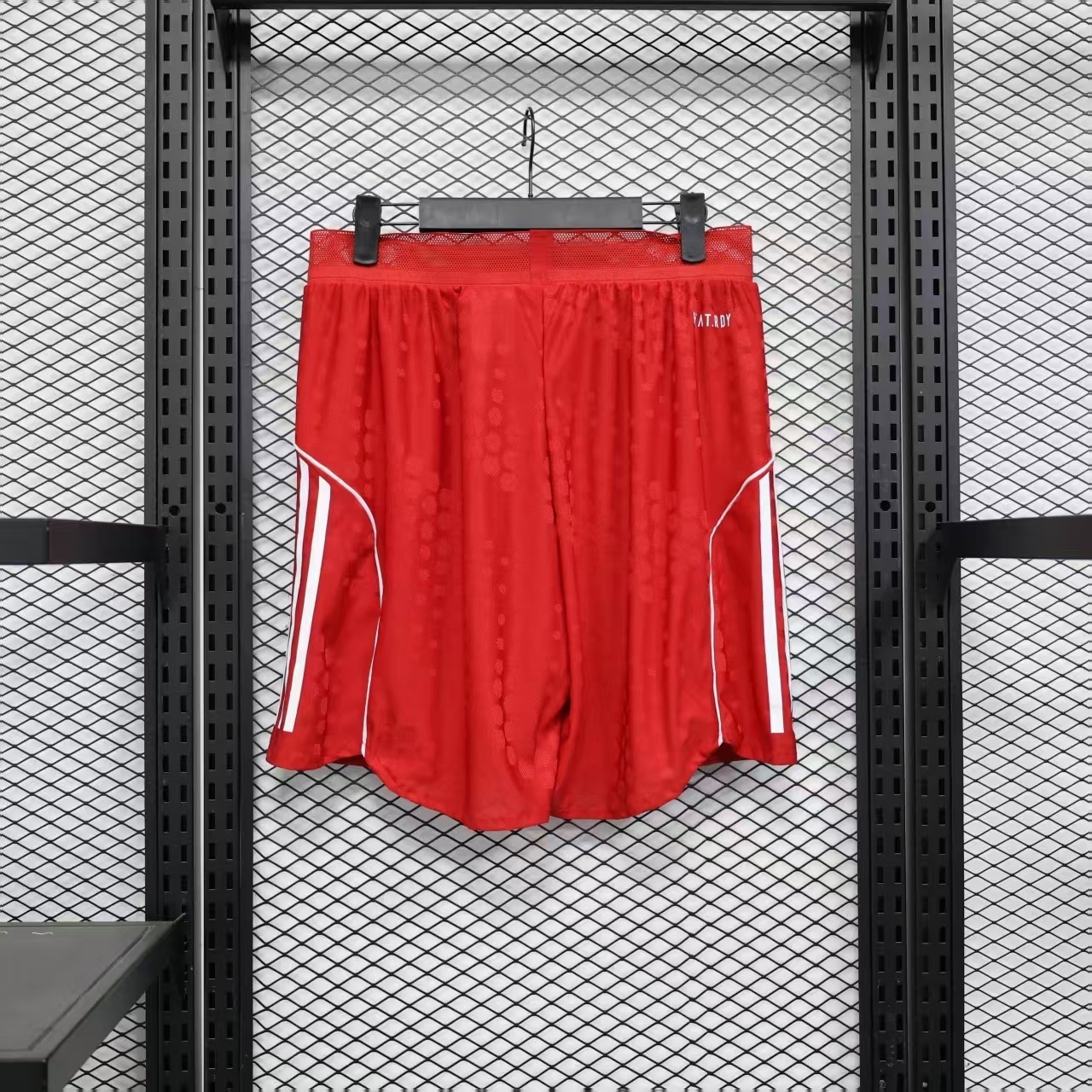 25-26 Liverpool Home Soccer Shorts Player Version