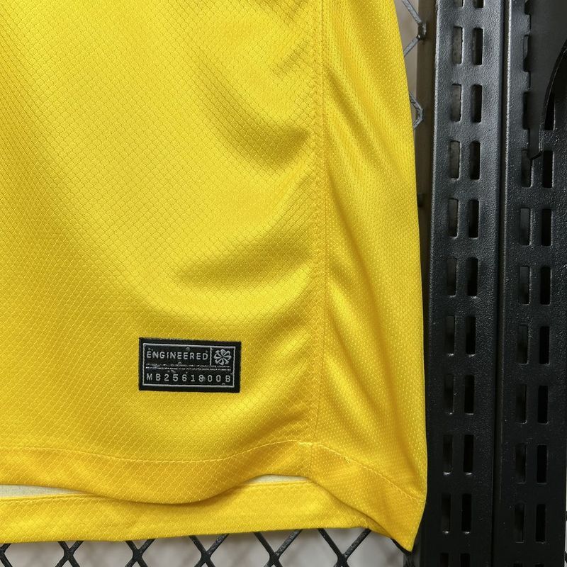 24-25 Club America  Home Soccer Jersey Fan Version