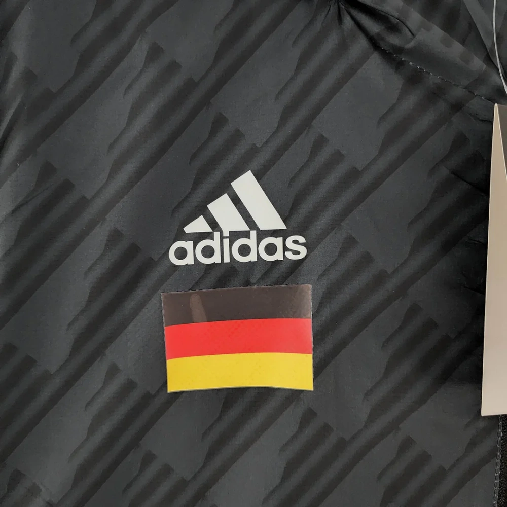 2022 Germany Windbreaker Black Red And White Edge