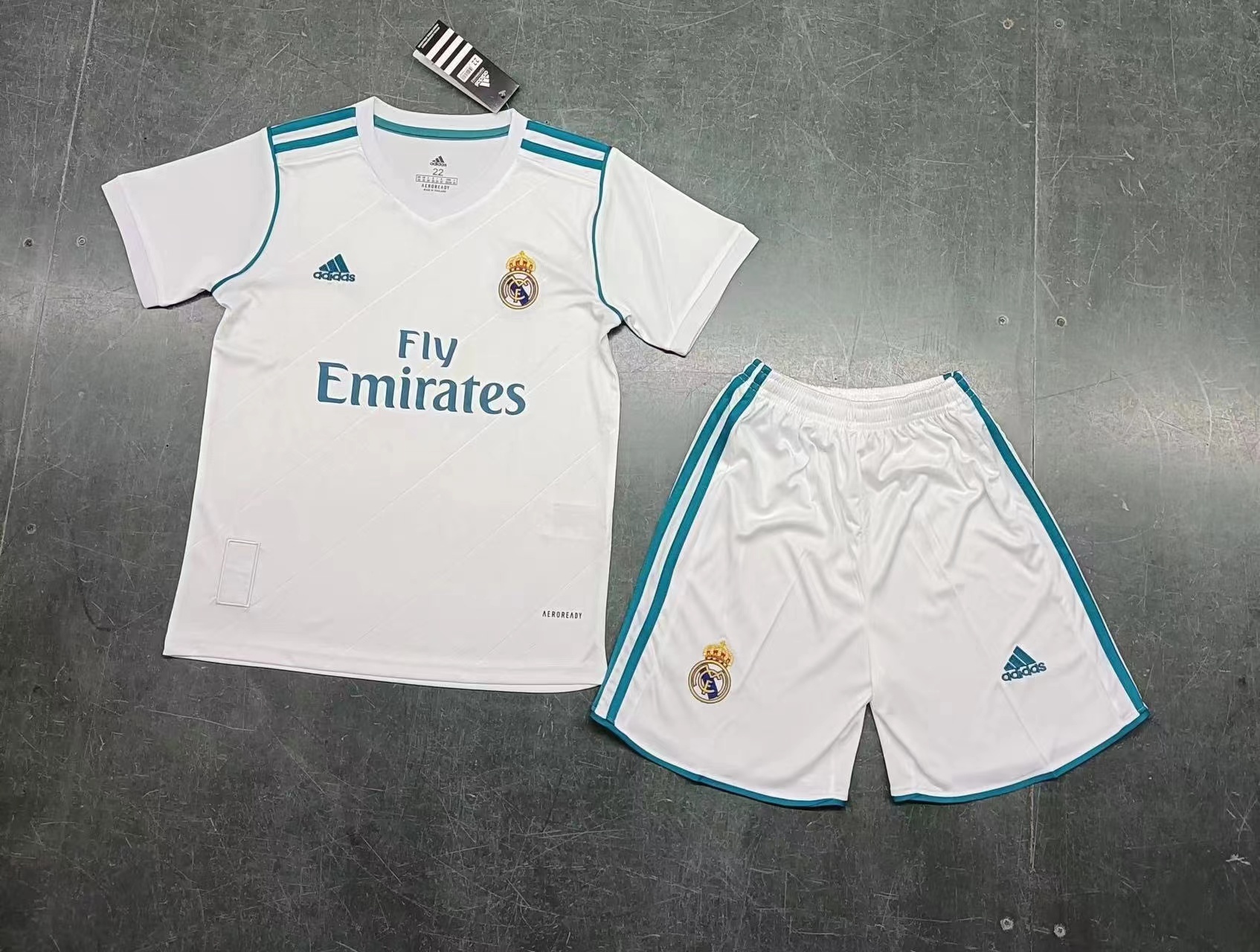 2017/18 Real Madrid Home Kids Kit Retro Jersey+Shorts