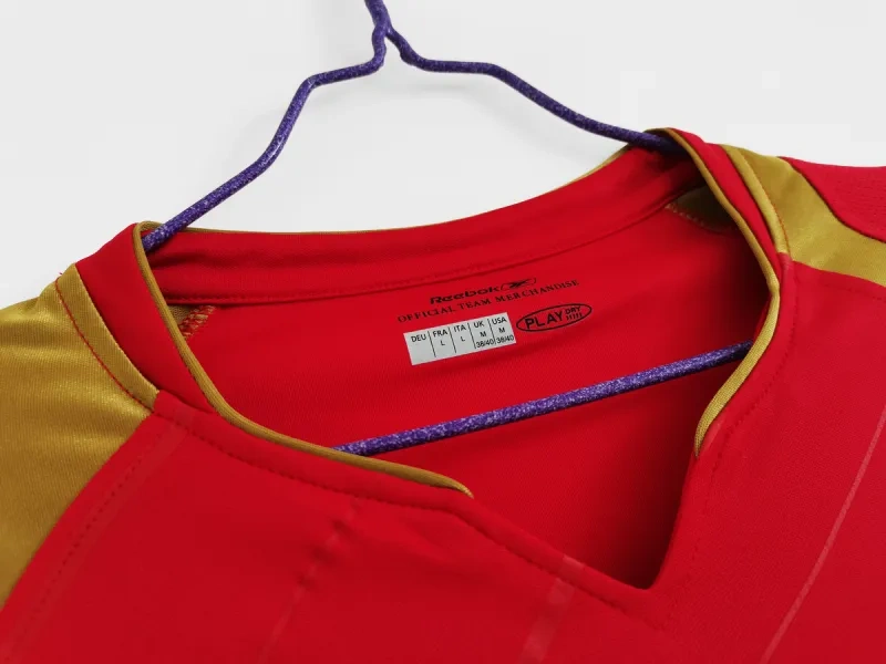 05-06 Liverpool Home Retro Jersey