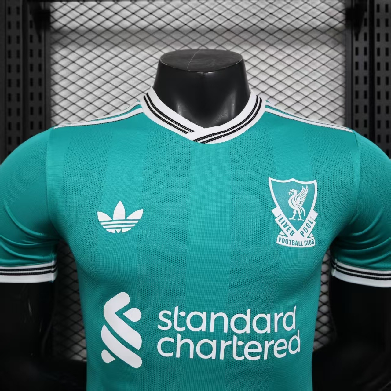 25-26 Liverpool Third Away Green Soccer Jersey