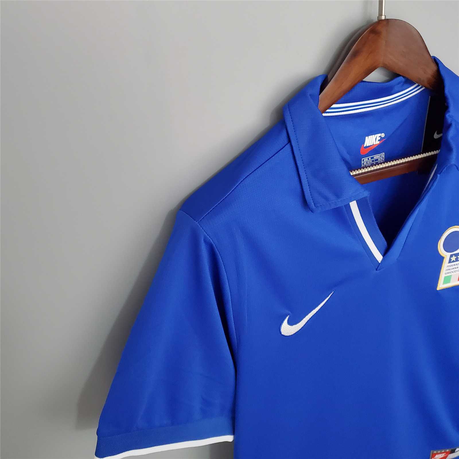 1998 Italy Home World Cup Retro Jersey