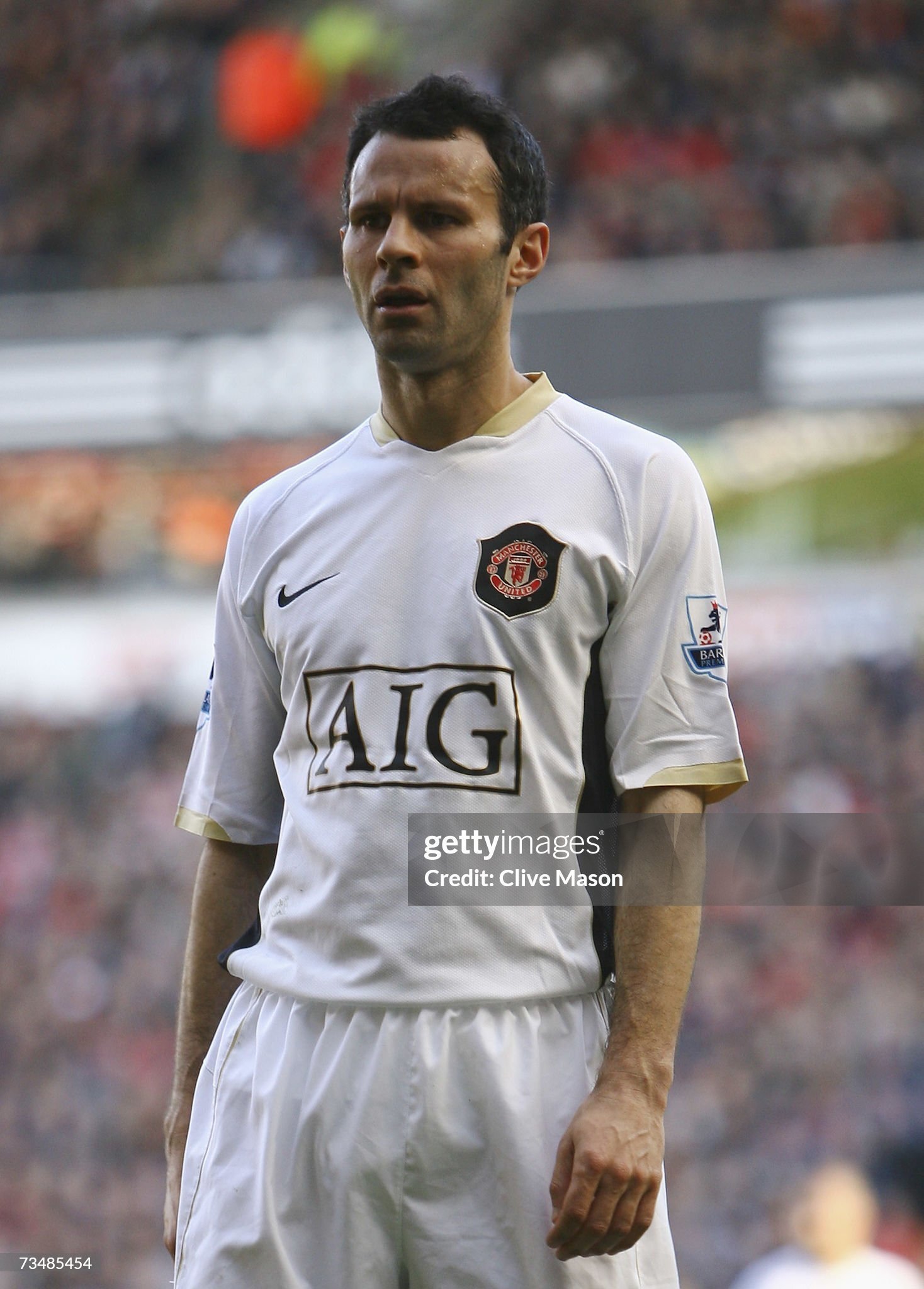 2006-07 Manchester United Home Retro Soccer Jersey Player Edition
