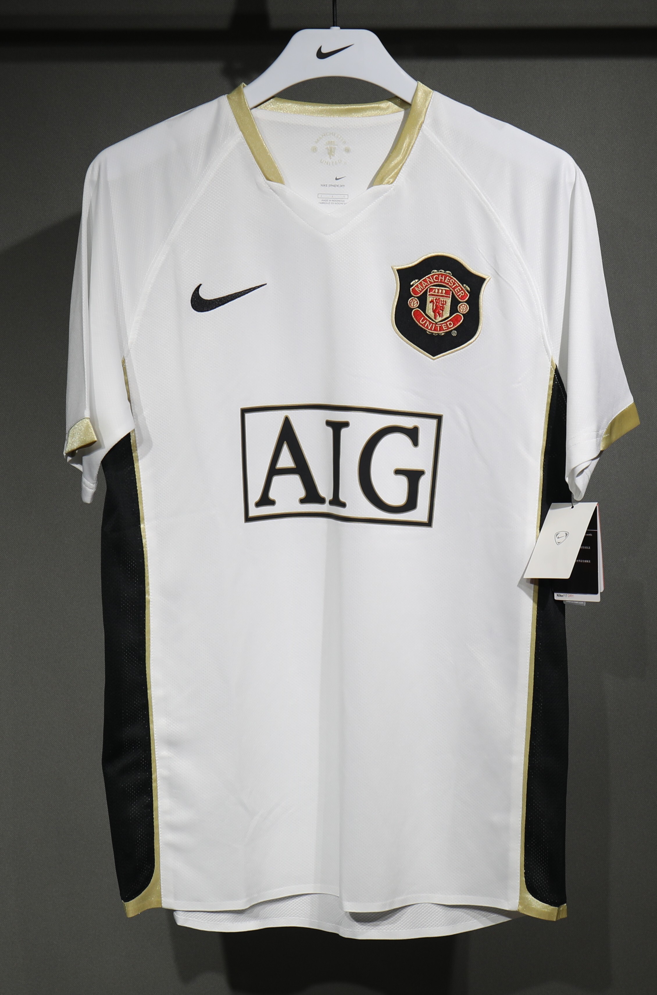 2006-07 Manchester United Home Retro Soccer Jersey Player Edition