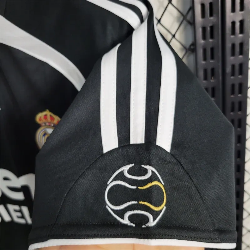 2006-07 Real Madrid Away Retro Soccer Jersey
