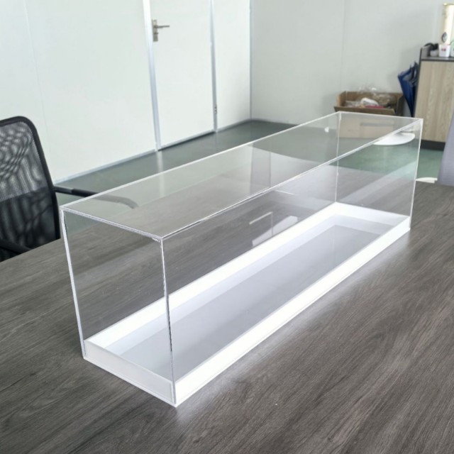 Acrylic blind box storage rack dust cover