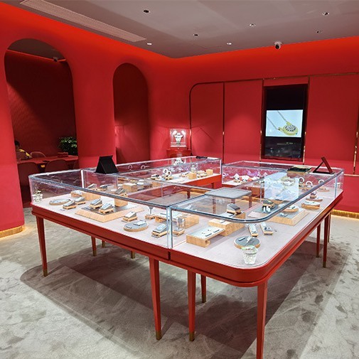 Jewelry display case