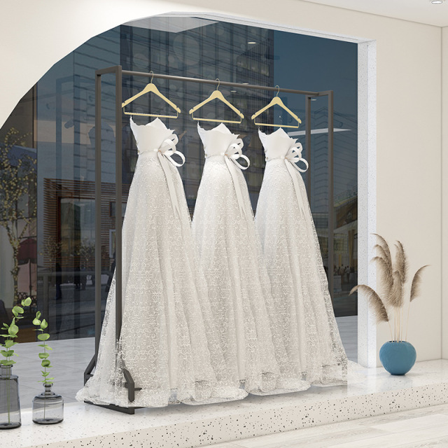 Clothing display rack