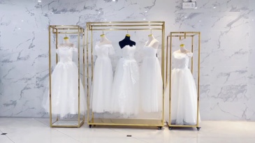 Clothing display rack